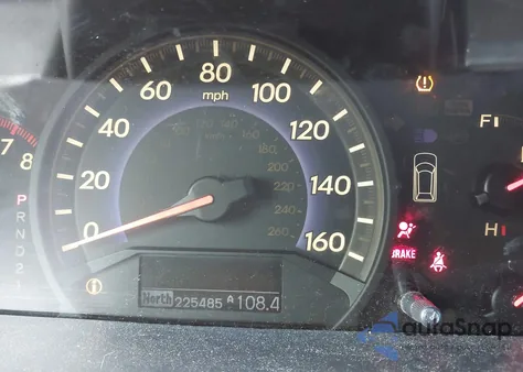 2008 Honda Odyssey Touring z USA, uszkodzony, nr VIN 5FNRL38958B028070